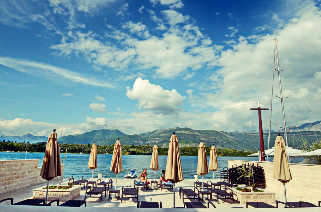 Apartments Bojana Tivat Eksteriør bilde
